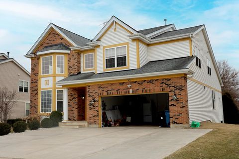 Photo of 829 Clover Ridge Lane, Itasca, IL 60143 (MLS # 12582186)