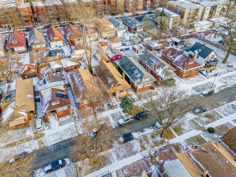 Tiny photo for 7715 S Oglesby Avenue, Chicago, IL 60649 (MLS # 12535107)