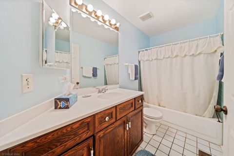 Tiny photo for 1311 Nutmeg Court #A, Mount Prospect, IL 60056 (MLS # 12468278)