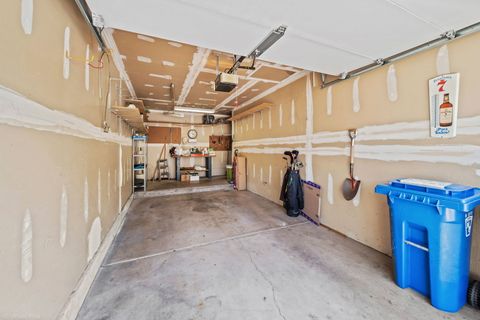 Tiny photo for 1311 Nutmeg Court #A, Mount Prospect, IL 60056 (MLS # 12468278)