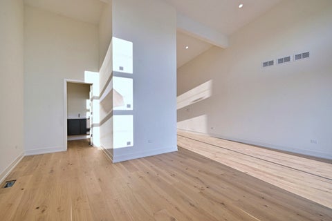 Tiny photo for 256 Addison Avenue N, Elmhurst, IL 60126 (MLS # 12796052)