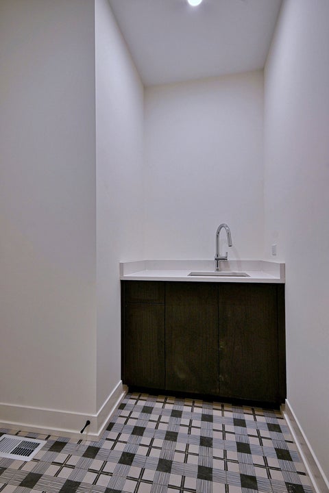 Tiny photo for 256 Addison Avenue N, Elmhurst, IL 60126 (MLS # 12796052)