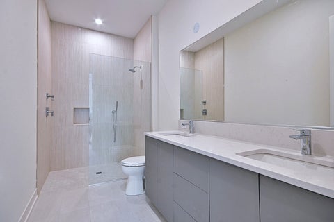 Tiny photo for 256 Addison Avenue N, Elmhurst, IL 60126 (MLS # 12796052)