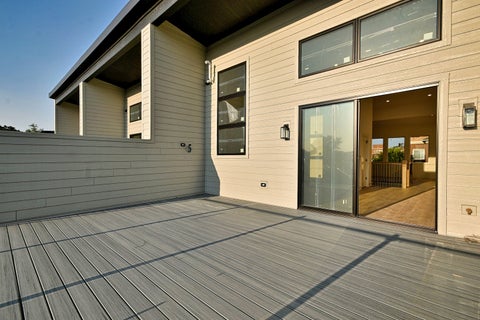 Tiny photo for 256 Addison Avenue N, Elmhurst, IL 60126 (MLS # 12796052)