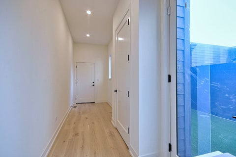 Tiny photo for 256 Addison Avenue N, Elmhurst, IL 60126 (MLS # 12796052)