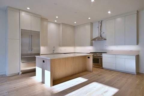 Tiny photo for 256 Addison Avenue N, Elmhurst, IL 60126 (MLS # 12796052)
