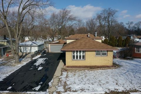 Tiny photo for 34 E 159th Street, South Holland, IL 60473 (MLS # 12555338)