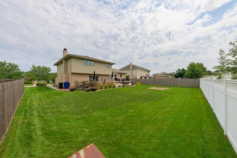 Tiny photo for 621 Vanderbilt Drive, New Lenox, IL 60451 (MLS # 12620239)