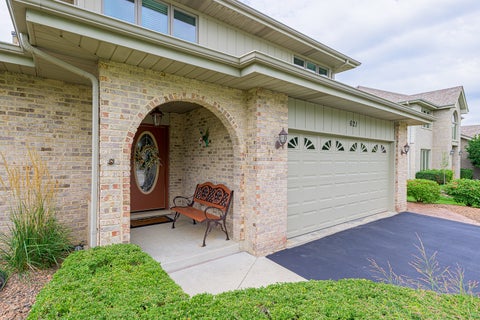 Tiny photo for 621 Vanderbilt Drive, New Lenox, IL 60451 (MLS # 12620239)