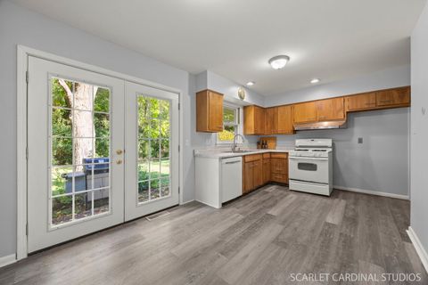 Tiny photo for 27W300 Beecher Avenue, Winfield, IL 60190 (MLS # 12448820)