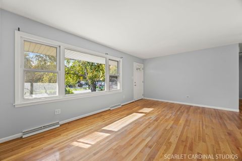 Tiny photo for 27W300 Beecher Avenue, Winfield, IL 60190 (MLS # 12448820)