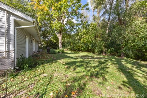 Tiny photo for 27W300 Beecher Avenue, Winfield, IL 60190 (MLS # 12448820)