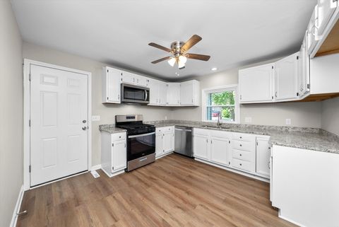 Tiny photo for 817 194th Street, Chicago Heights, IL 60411 (MLS # 12487616)