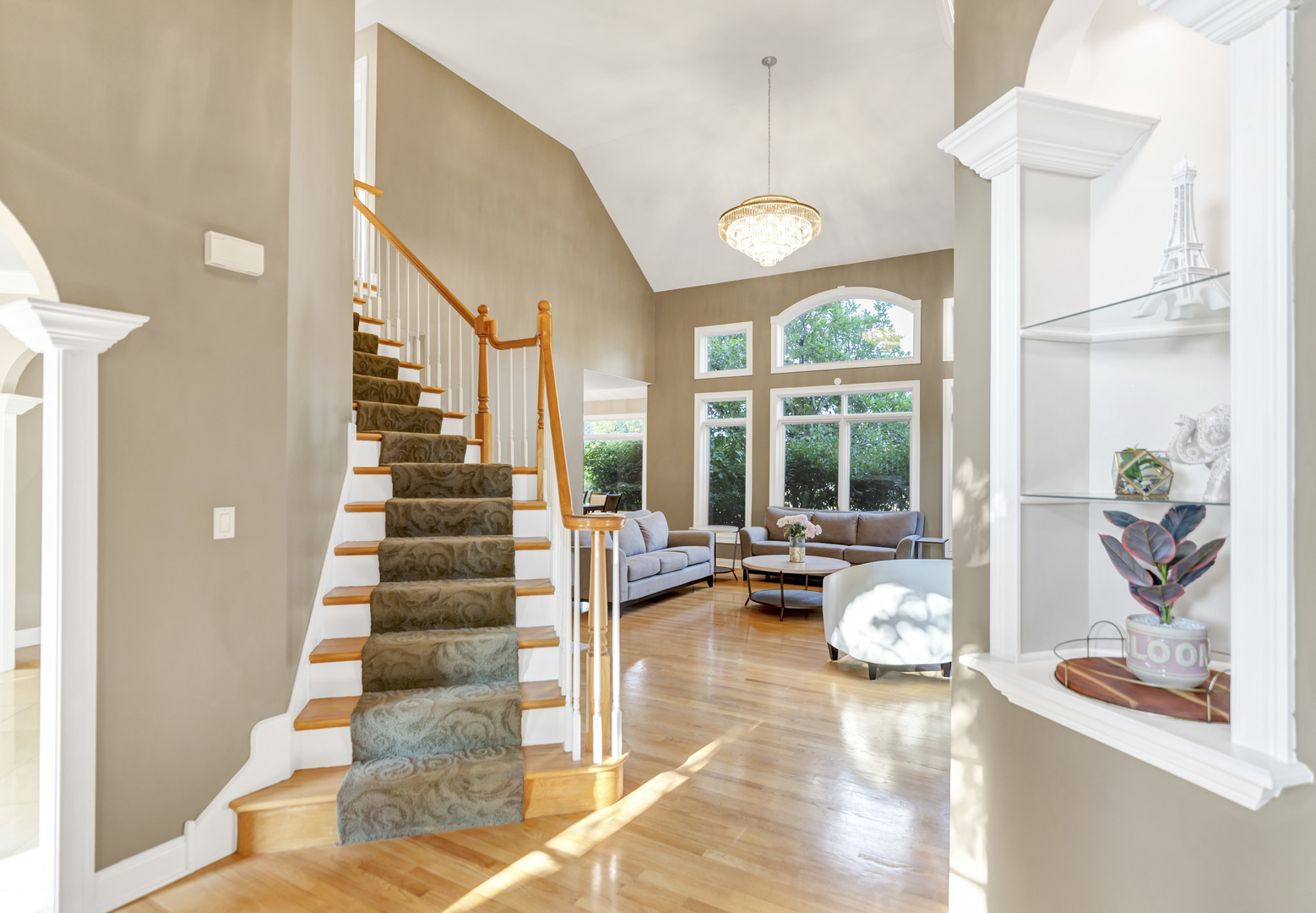 1123 Chadwick Court