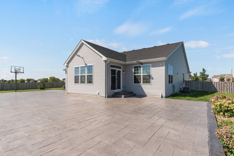 Tiny photo for 2164 Tremont Avenue, Yorkville, IL 60560 (MLS # 12768575)
