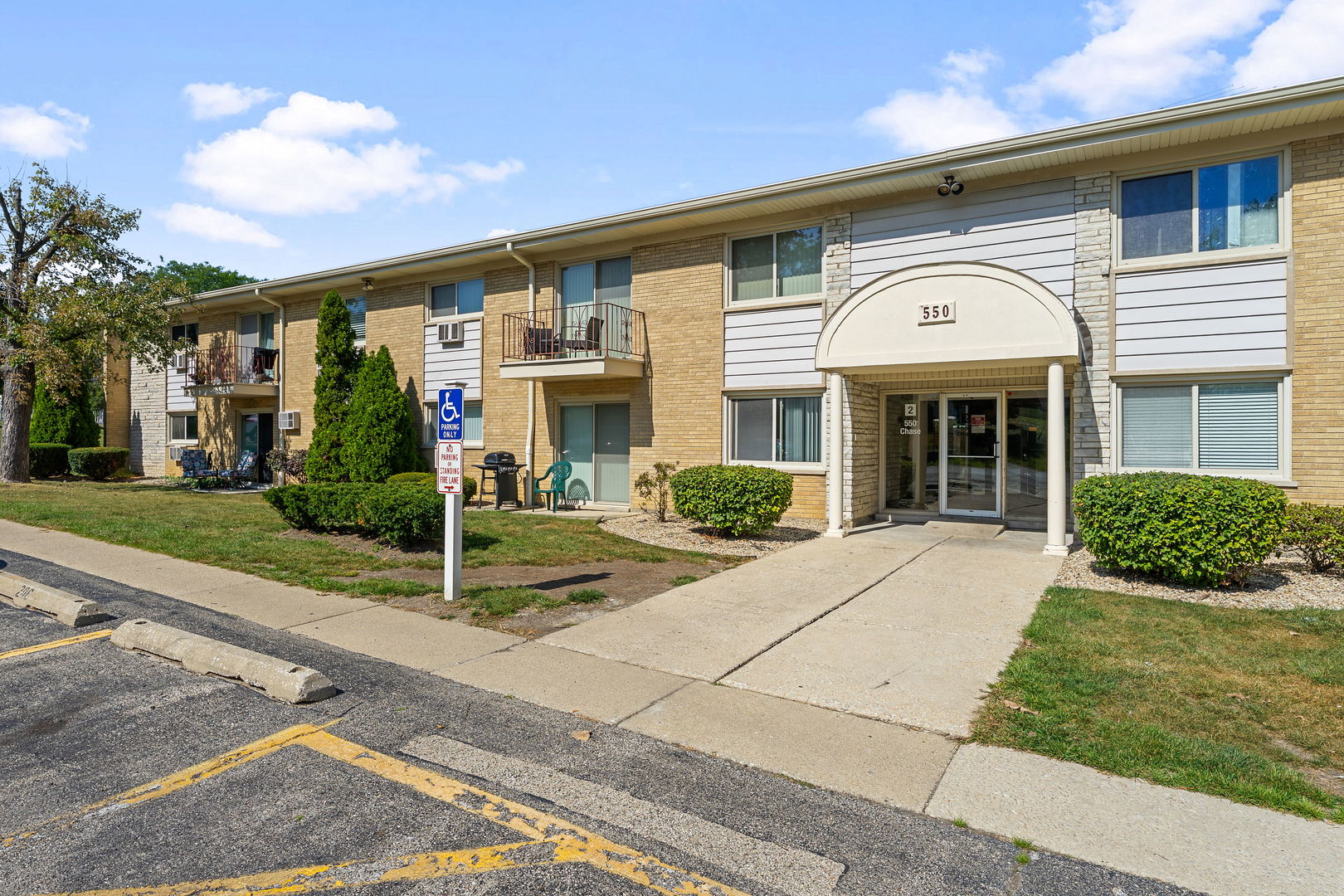 550 Chase Drive 2
