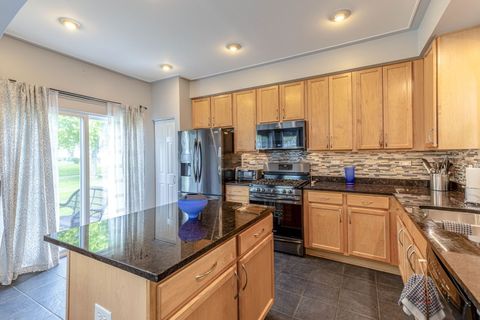 Tiny photo for 6931 Creekside Drive, Plainfield, IL 60586 (MLS # 12633424)