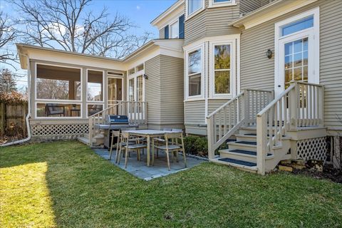 Tiny photo for 274 Vine Avenue, Lake Forest, IL 60045 (MLS # 12587858)