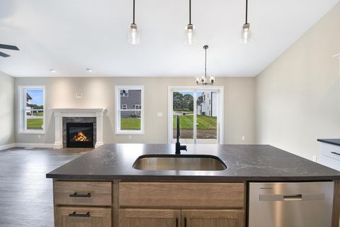 Tiny photo for 706 Cates Drive, Mahomet, IL 61853 (MLS # 12626472)