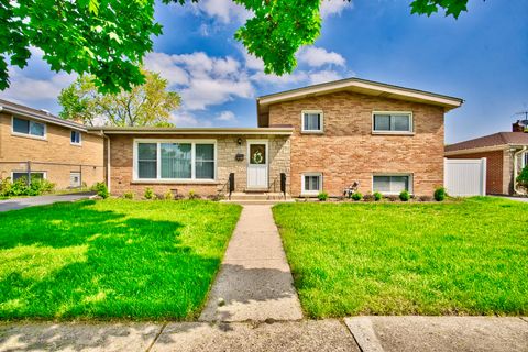 7906 Churchill Street Morton Grove IL 60053