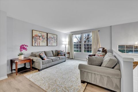 Tiny photo for 404 Belvedere Lane, Aurora, IL 60502 (MLS # 12611812)