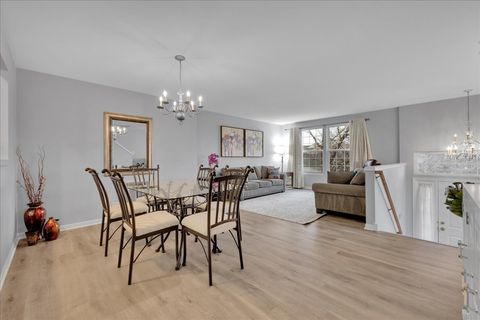 Tiny photo for 404 Belvedere Lane, Aurora, IL 60502 (MLS # 12611812)