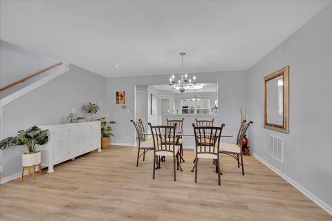 Tiny photo for 404 Belvedere Lane, Aurora, IL 60502 (MLS # 12611812)