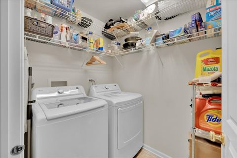 Tiny photo for 404 Belvedere Lane, Aurora, IL 60502 (MLS # 12611812)