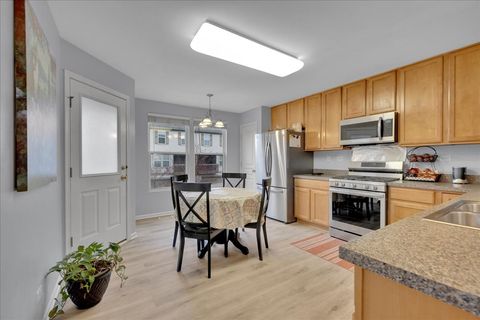 Tiny photo for 404 Belvedere Lane, Aurora, IL 60502 (MLS # 12611812)