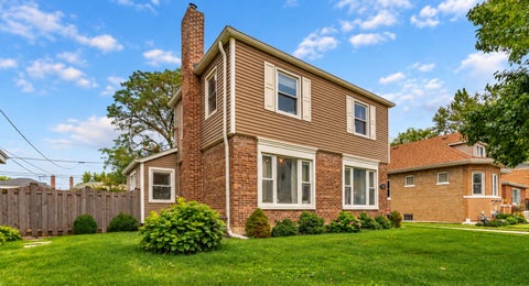 Tiny photo for 744 Manchester Avenue, Westchester, IL 60154 (MLS # 12763295)