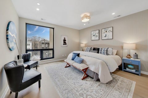 Tiny photo for 5114 S Kenwood Avenue #3B, Chicago, IL 60615 (MLS # 12578358)
