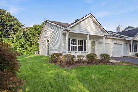 Tiny photo for 2818 Sun Valley Drive, Plainfield, IL 60586 (MLS # 12749634)