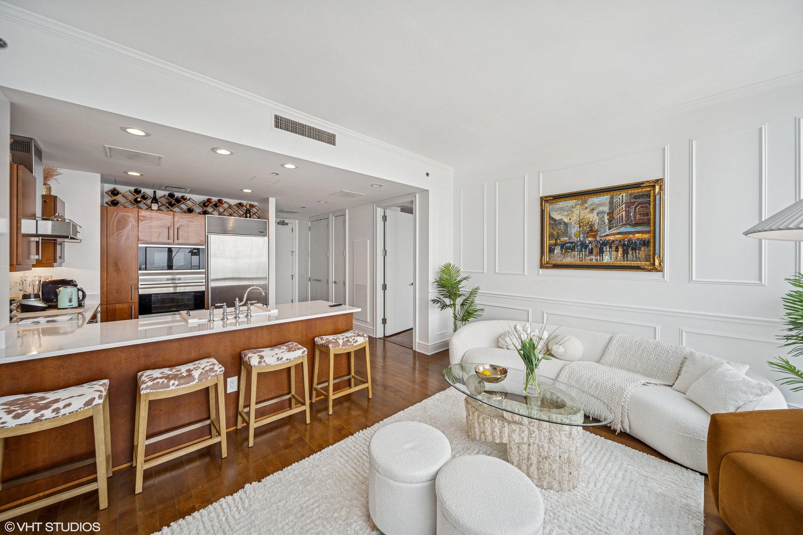 401 N WABASH Avenue 52C