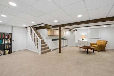 Tiny photo for 455 W Hawthorne Court, Lake Bluff, IL 60044 (MLS # 12750837)