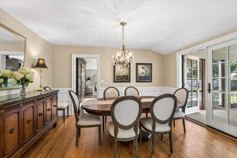 Tiny photo for 455 W Hawthorne Court, Lake Bluff, IL 60044 (MLS # 12750837)