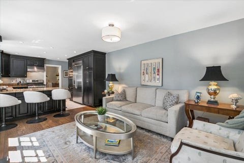 Tiny photo for 455 W Hawthorne Court, Lake Bluff, IL 60044 (MLS # 12750837)
