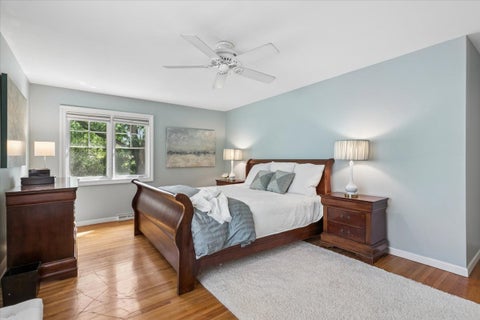 Tiny photo for 455 W Hawthorne Court, Lake Bluff, IL 60044 (MLS # 12750837)