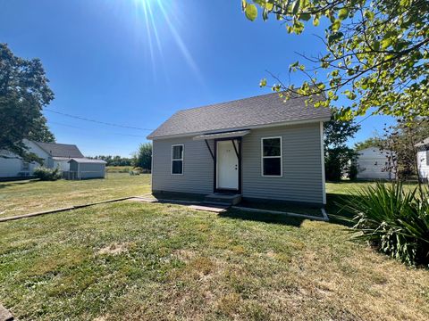 Tiny photo for 219 S Missouri Street, Atwood, IL 61913 (MLS # 12455427)