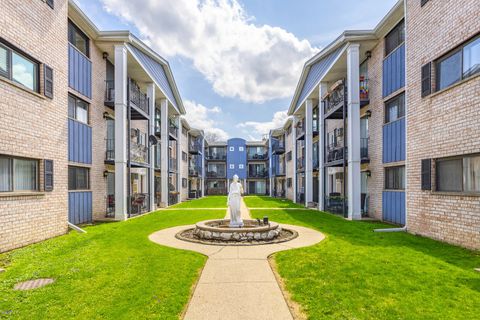 Photo of 8519 W Catherine Avenue #279, Chicago, IL 60656 (MLS # 12634675)