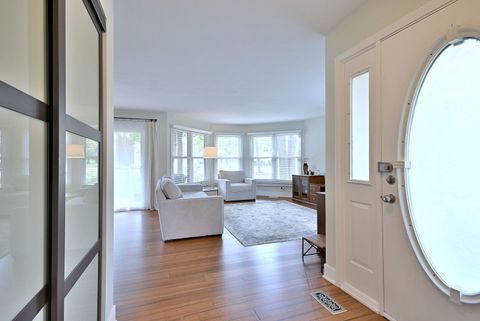 Tiny photo for 259 Willow Parkway, Buffalo Grove, IL 60089 (MLS # 12498620)
