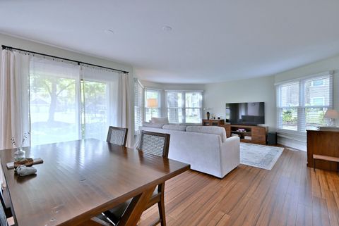 Tiny photo for 259 Willow Parkway, Buffalo Grove, IL 60089 (MLS # 12498620)