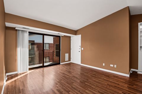 Tiny photo for 8426 W Catalpa Avenue #303, Chicago, IL 60656 (MLS # 12543286)