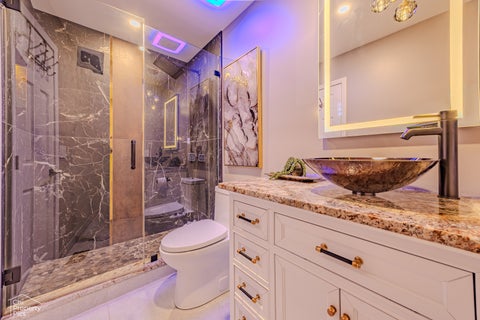 Tiny photo for 660 Versailles Circle #E, Elk Grove Village, IL 60007 (MLS # 12689115)