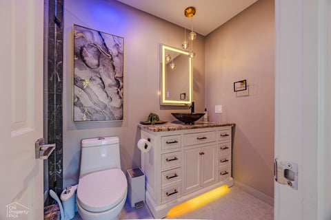 Tiny photo for 660 Versailles Circle #E, Elk Grove Village, IL 60007 (MLS # 12689115)