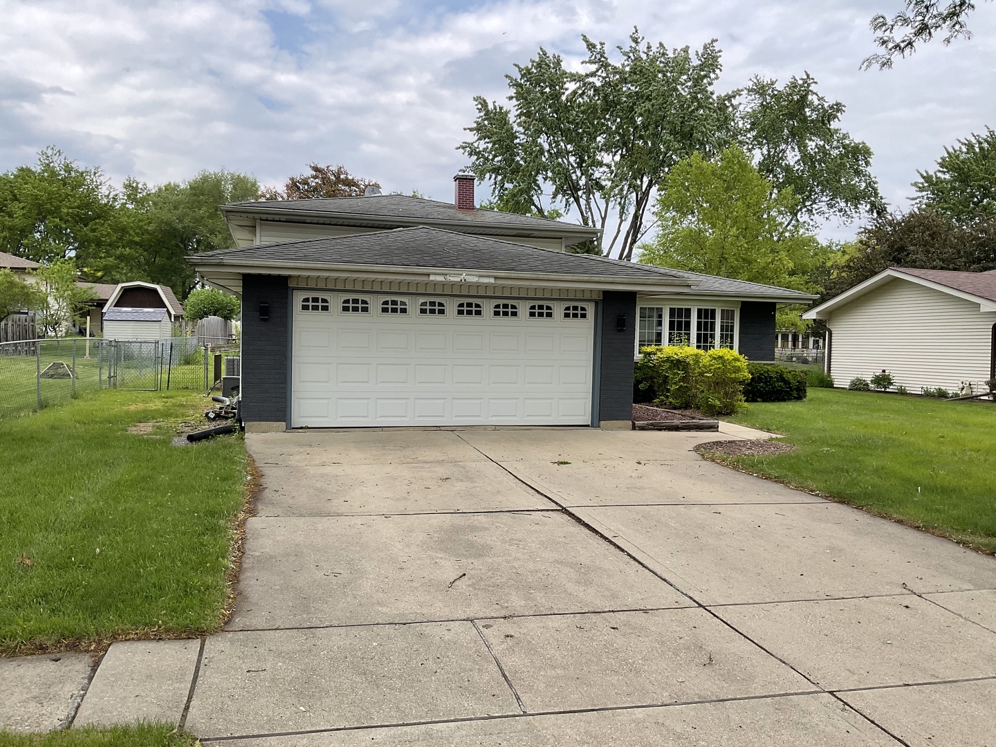 624 Catalpa Lane