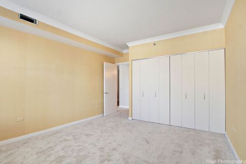 Tiny photo for 77 S Evergreen Avenue #206, Arlington Heights, IL 60005 (MLS # 12666175)