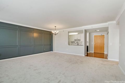 Tiny photo for 77 S Evergreen Avenue #206, Arlington Heights, IL 60005 (MLS # 12666175)