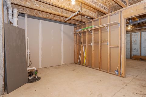 Tiny photo for 923 E Shelbourne Drive #923, Normal, IL 61761 (MLS # 12610393)