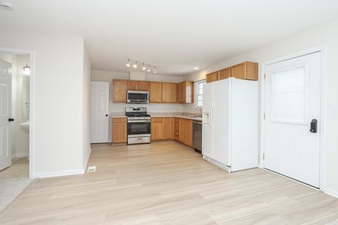 Tiny photo for 923 E Shelbourne Drive #923, Normal, IL 61761 (MLS # 12610393)
