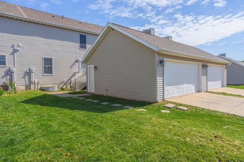 Tiny photo for 923 E Shelbourne Drive #923, Normal, IL 61761 (MLS # 12610393)